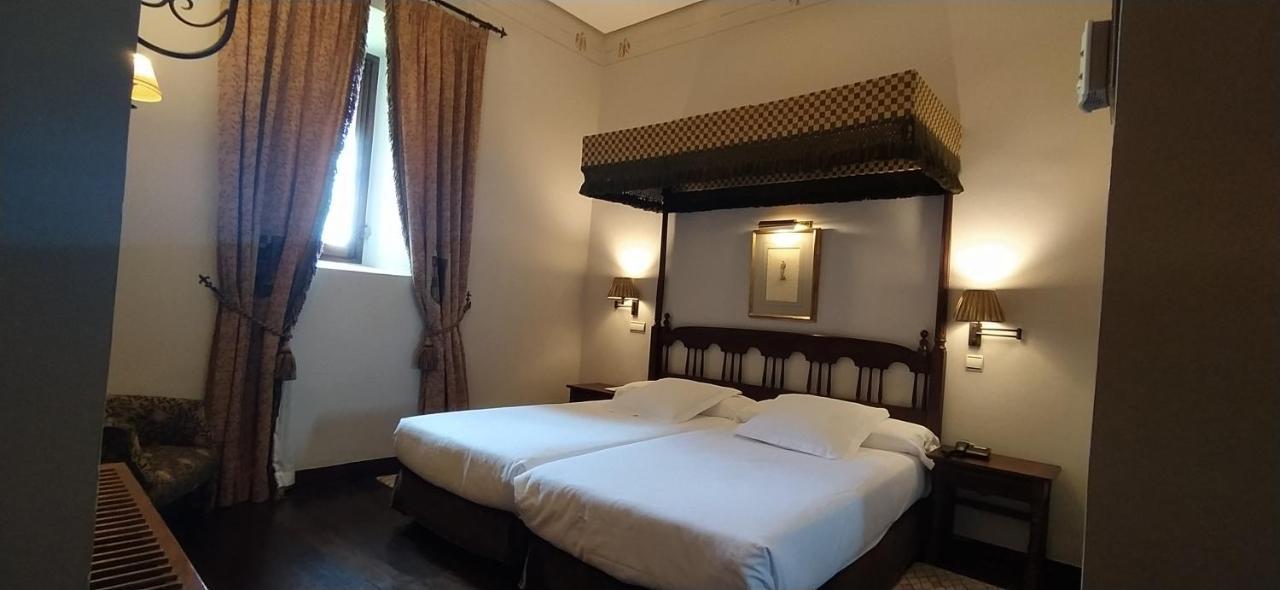 Parador De Olite Ngoại thất bức ảnh