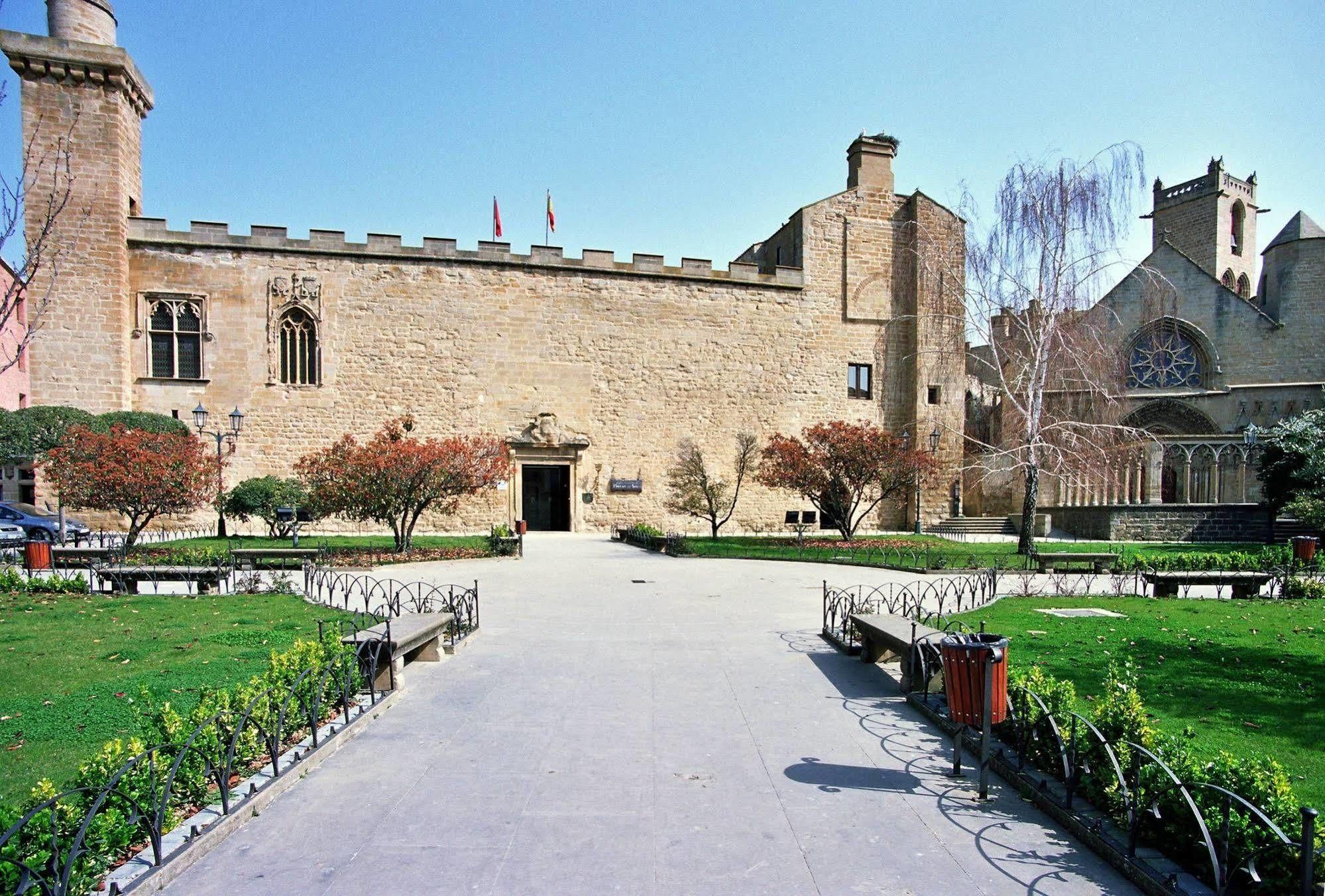 Parador De Olite Ngoại thất bức ảnh